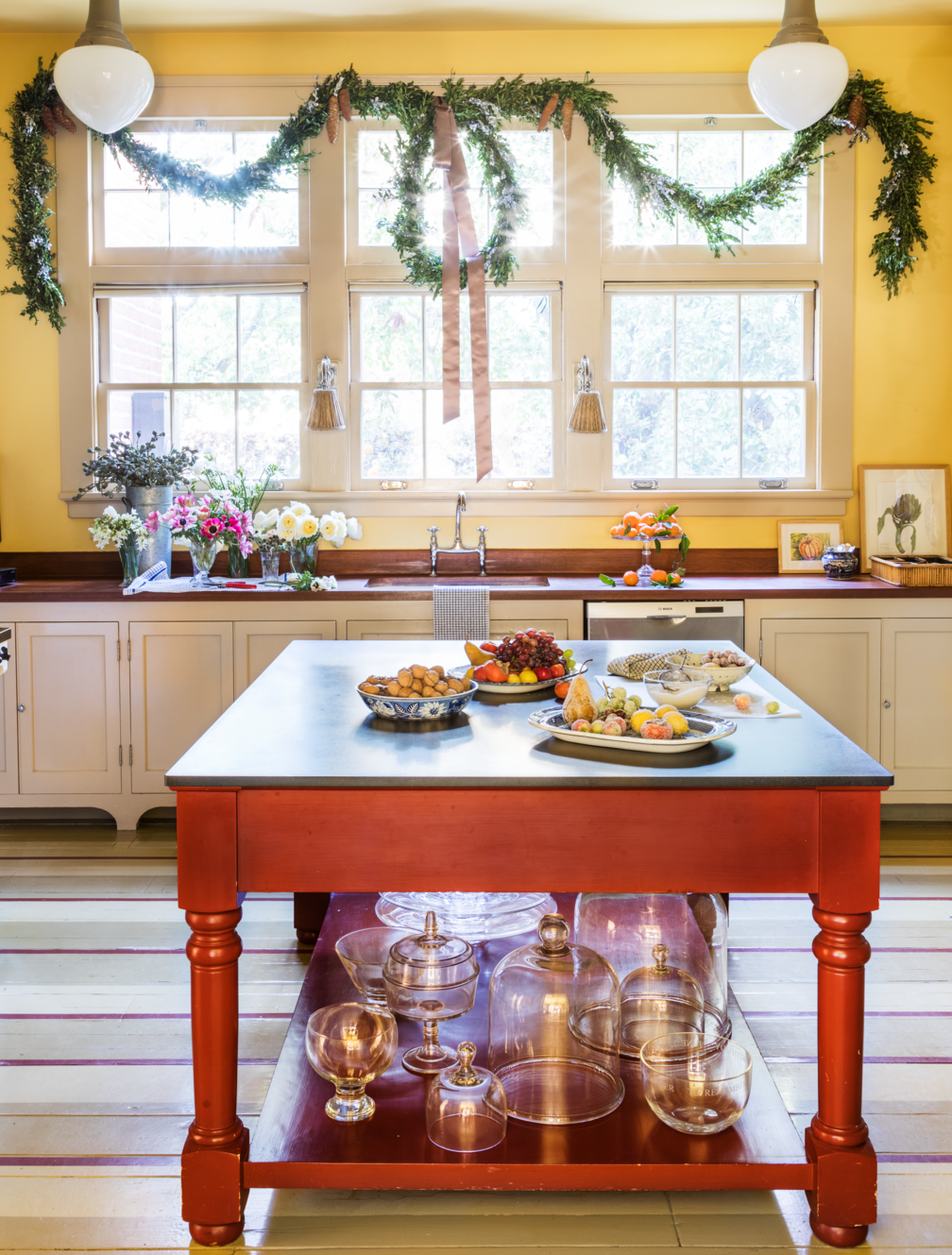 Impressive kitchen colors images 33 Best Kitchen Paint Colors 2020 Ideas For