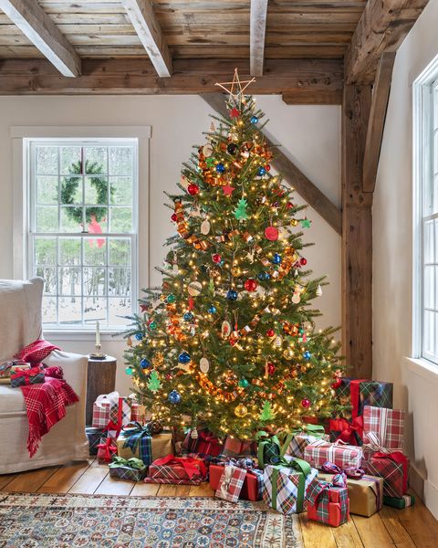 jennifer and nicholas barone’s pascoag, rhode island home, colorful christmas tree