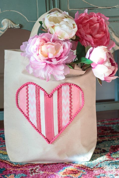 scrap ribbon heart tote bag