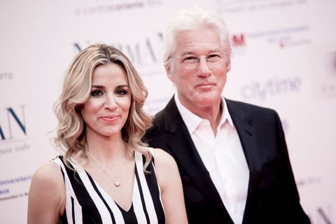 I Figli Di Richard Gere Diventano Due La Moglie Alejandra Silva Aspetta Il Secondogenito