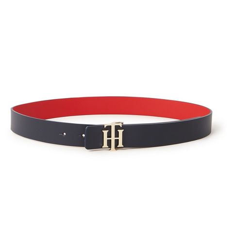 Belt, Belt buckle, Buckle, Fashion accessory, Bracelet, Leather, Strap, 