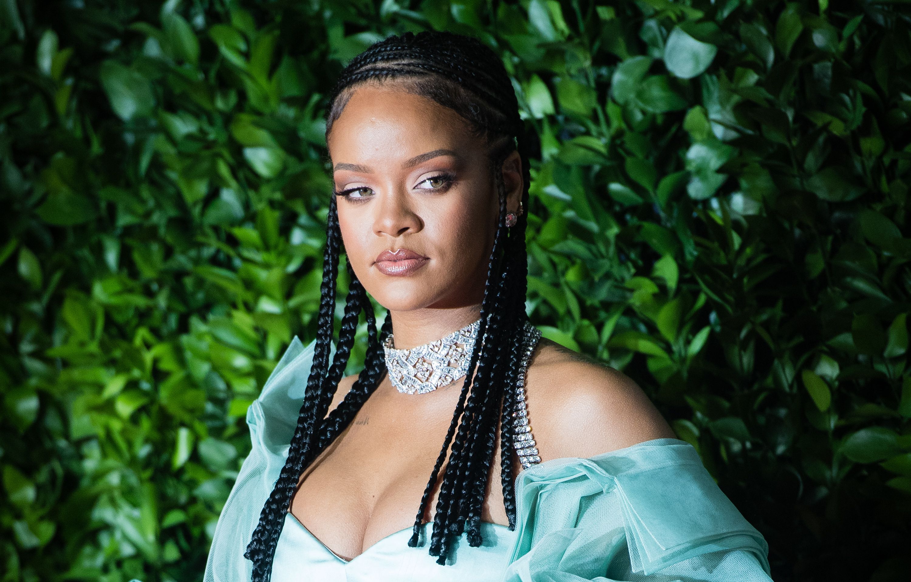 Rihanna Donates 5 Million To Help Coronavirus Relief