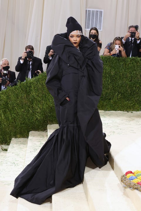 The 2021 Met Gala Celebrating In America: A Lexicon Of Fashion - Arrivals the 2021 met gala celebrating in america a lexicon of fashion rihanna