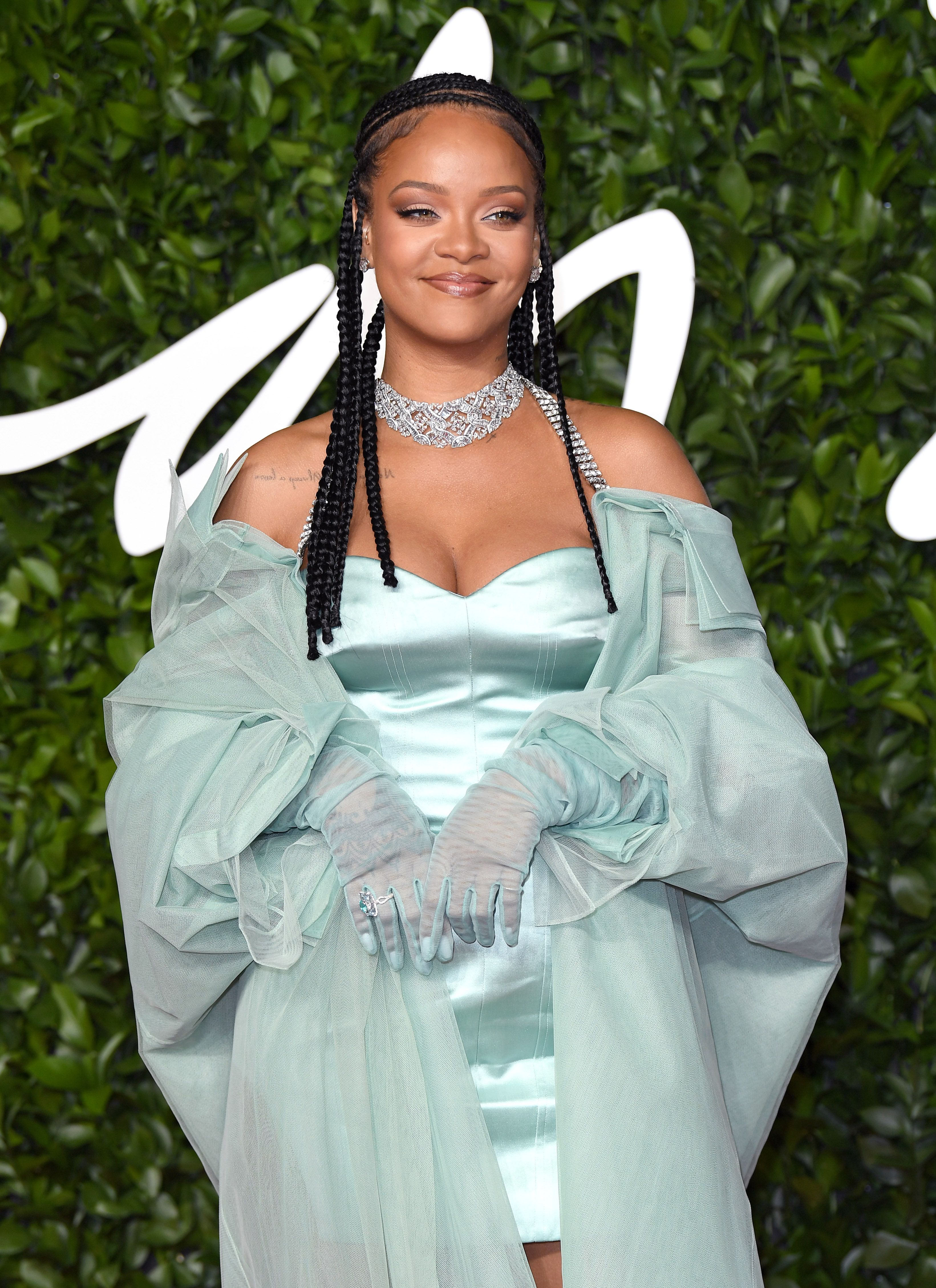 Rihanna Is Rumored To Be Releasing A Line Of Fenty Kitchenware