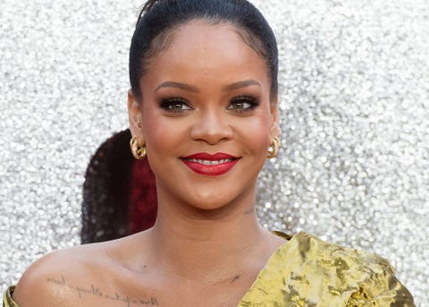 Rihanna Taglio Capelli Medio Il Suo Nuovo Long Bob è Tendenza 2019