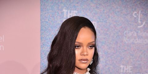 Rihanna dressed up as a big bow for her Diamond Ball and we're done