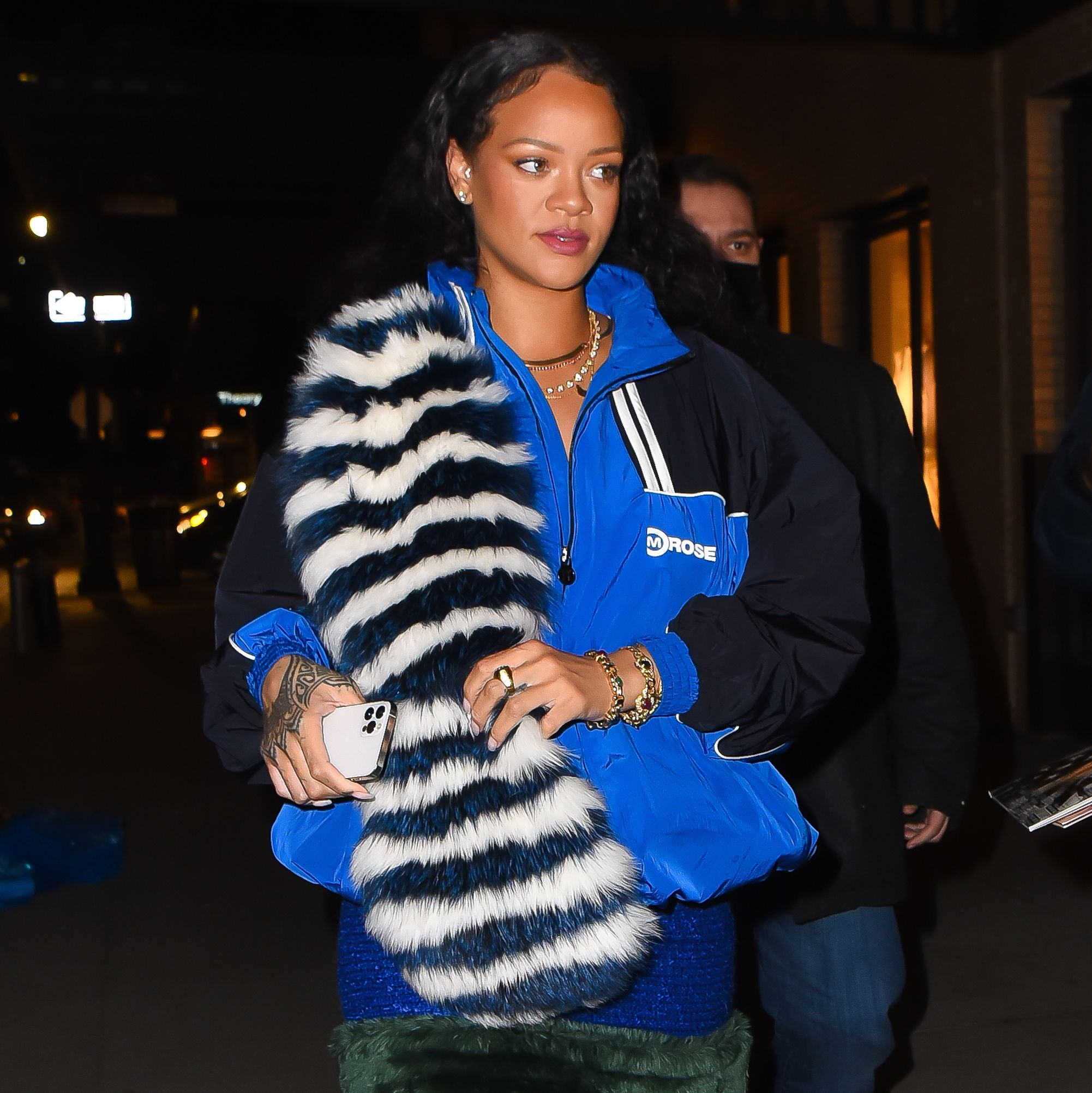 All the Ingenious Ways Rihanna Hid Her Pregnancy This Month