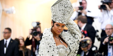 Rihanna Dressed Like The Pope At The 2018 Met Gala