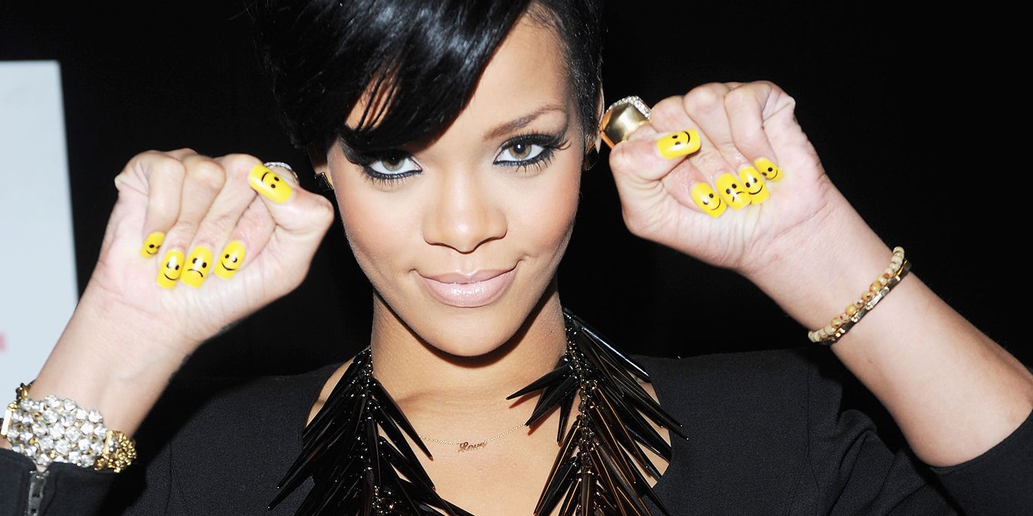 3. How to Recreate Rihanna's Signature Nail Art on Tumblr - wide 5