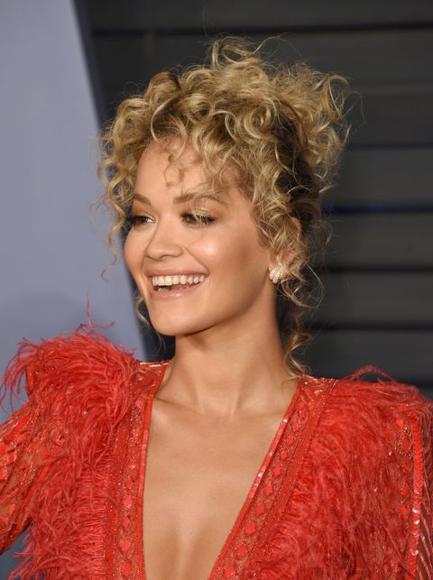 25 Short Curly Hairstyles Ideas 25 Short Curls Celebrity