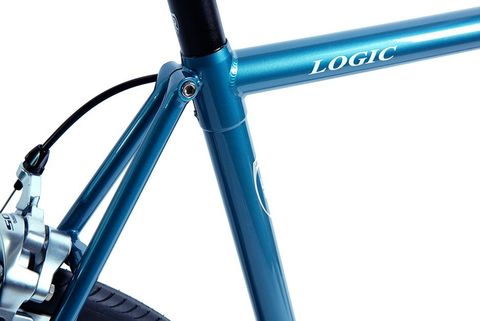 Bicycle part, Bicycle frame, Bicycle, Bicycle wheel, Bicycle fork, Vehicle, Bicycle tire, Spoke, Bicycle accessory, Bicycle seatpost, 