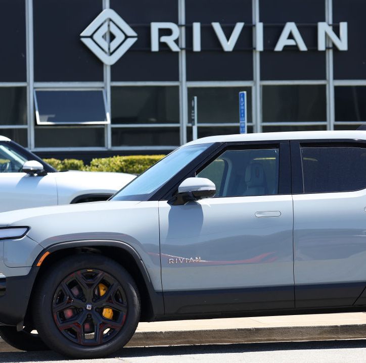 Despite VW JV and New Cargo Van, Rivian Expects a Challenging 2025