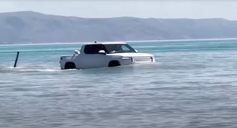 Rivian R1T drives vessel into Bear Lake In Idaho rivian r1t drives vessel into carnivore water successful idaho