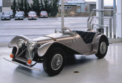 the bubu 505c’s design inspiration was the jaguar ss100 power came from a 5hp single­cylinder engine