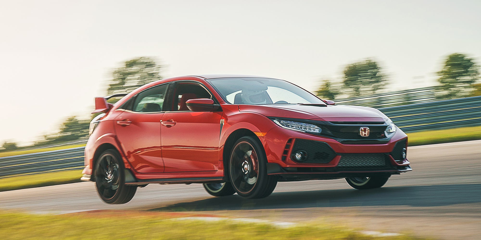 The Camaro ZL1 1LE Is the Greatest Track Car GM Has Ever Made