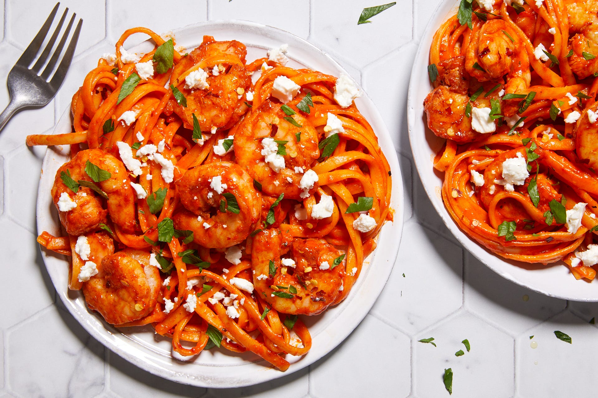 Roasted Red Pepper Shrimp Linguine Is Packed With Flavor