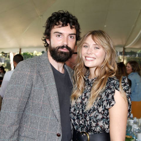 エリザベス オルセンが極秘結婚 長年の恋人ロビー アーネットを 夫 と呼ぶ エリザベス オルセンが極秘結婚 長年の恋人ロビー アーネットを 夫 と呼ぶ