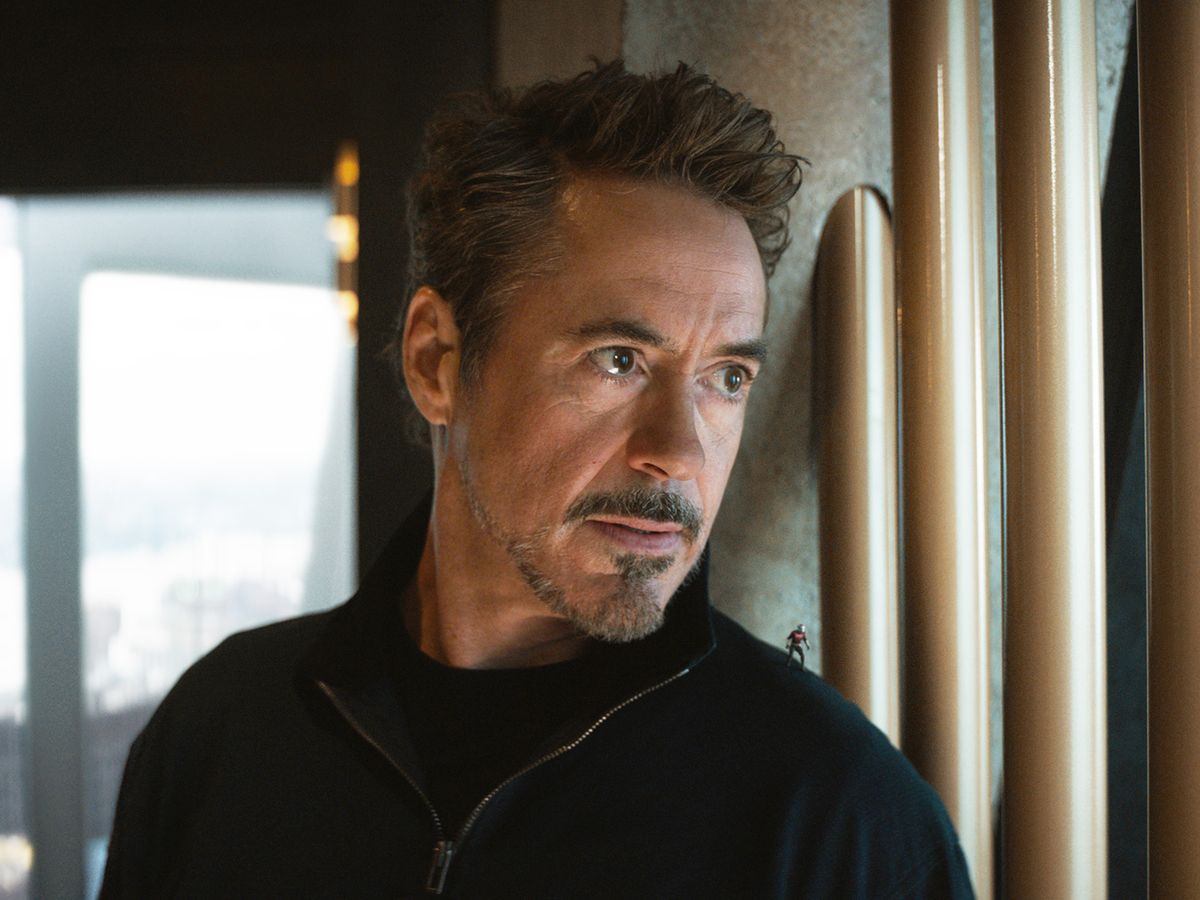 Why Avengers Endgame cut emotional Tony Stark kneeling scene