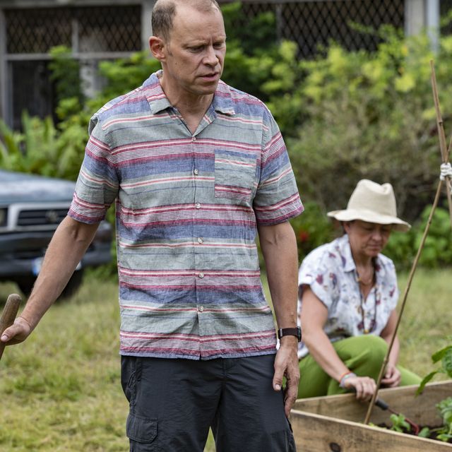 death in paradise s12,13012023,2,justin west robert webb,red planet pictures,denis guyenon