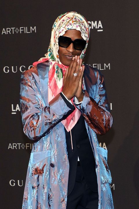 indsigelse for ikke at nævne myndighed A$AP Rocky Wore a Gucci Grandma Scarf, So Now I Need a Gucci Grandma Scarf