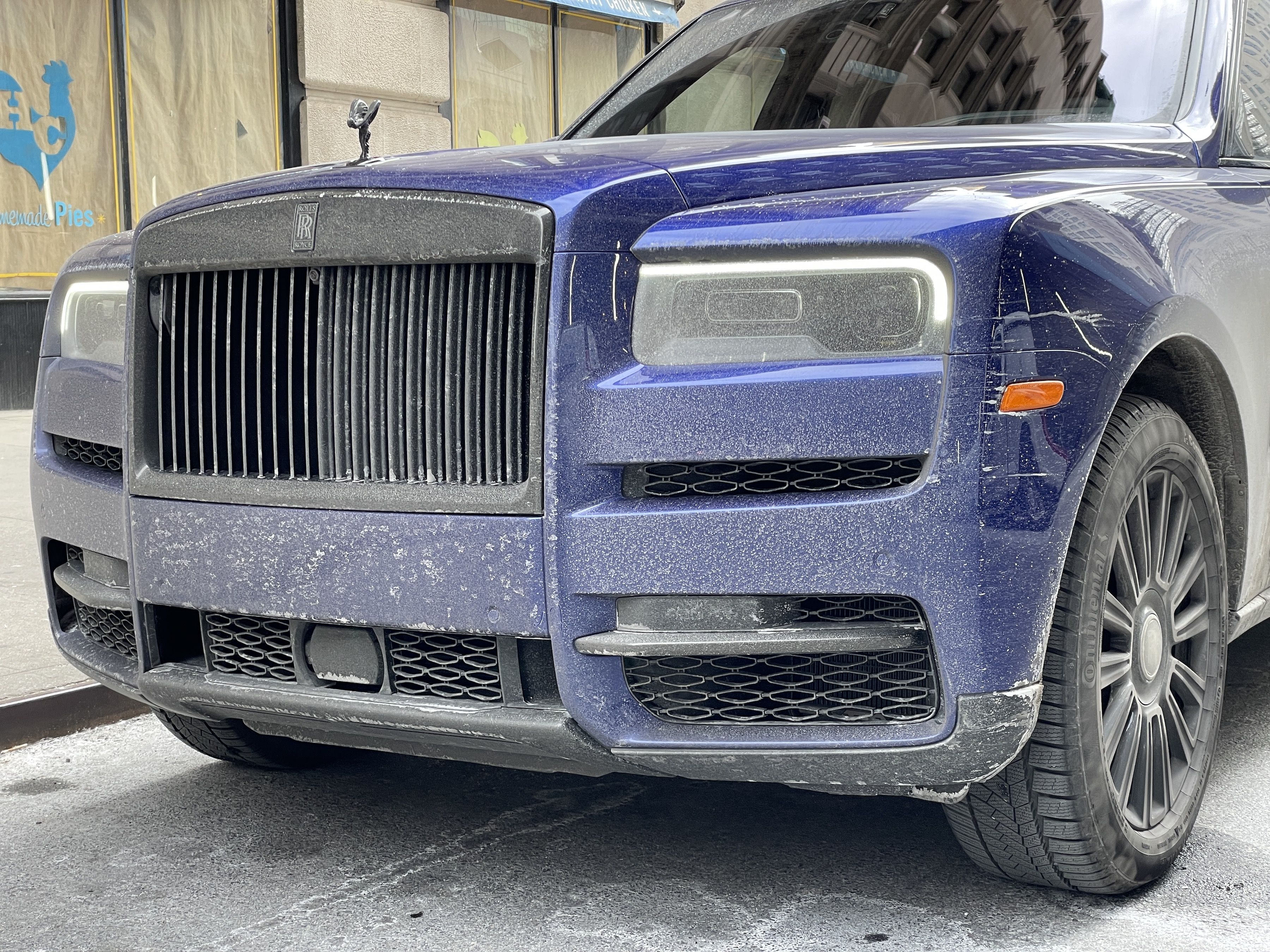 Rolls-Royce Cullinan Review 2023