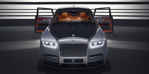 Land vehicle, Vehicle, Car, Luxury vehicle, Rolls-royce phantom, Rolls-royce, Automotive design, Sedan, Supercar, Automotive exterior, 