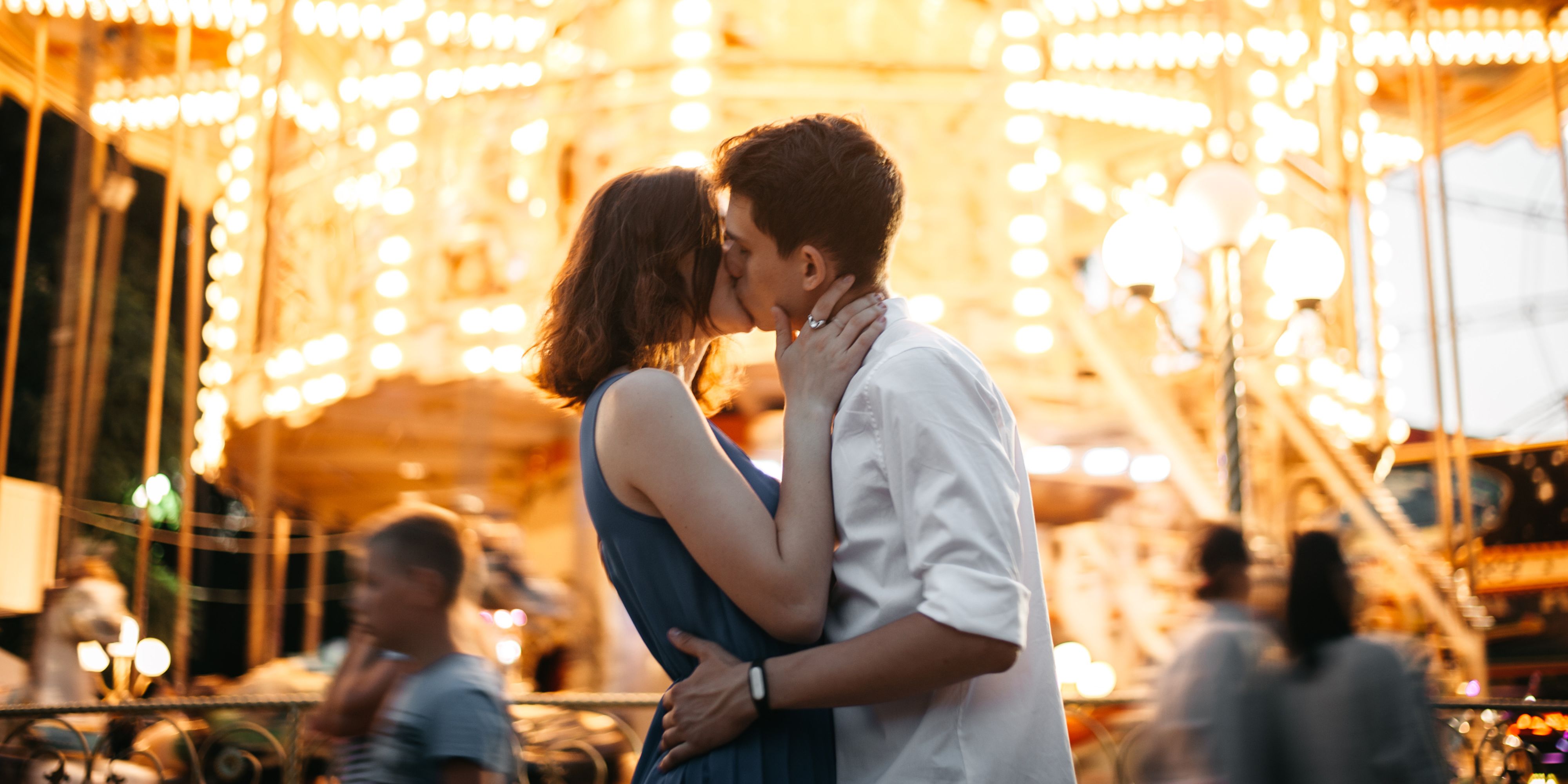 How To Be Romantic With Him 17 Thoughtful Ways To Be Romantic