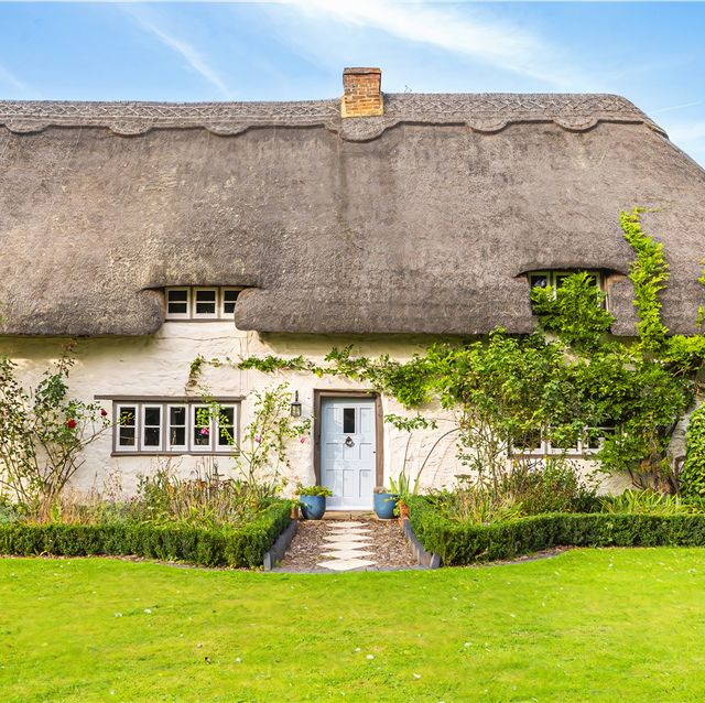 zoopla reveals the most romantic chocolate box cottages for sale this valentine’s day