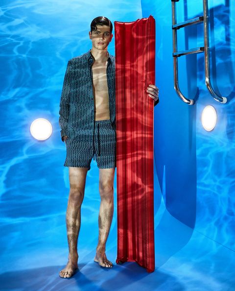 Esquire presenta: La ropa de hombre imprescindible para ir a la piscina