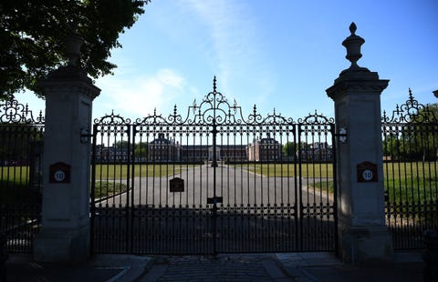 london, england   may 20 a general view of the royal hospital chelsea, which was due to hold the rhs chelsea flower show this wee on may 20, 2020 in london, england the british government has started easing the lockdown it imposed two months ago to curb the spread of covid 19, abandoning its 'stay at home' slogan in favour of a message to 'be alert', but uk countries have varied in their approaches to relaxing quarantine measures photo by alex davidsongetty images