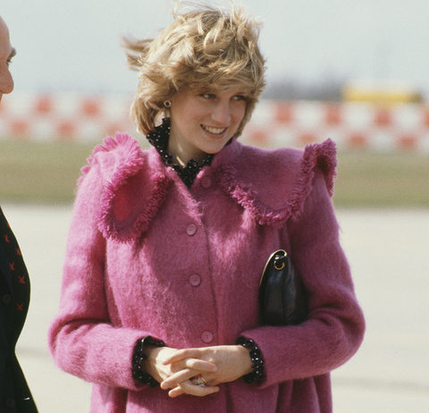 16 most iconic royal pregnancy outfits