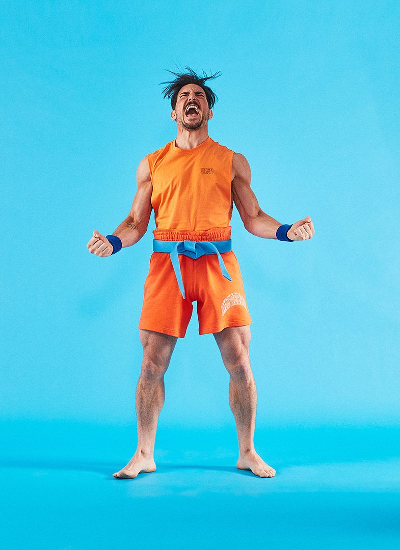 Damián Quintero, transformación en Goku de Dragon Ball Damián Quintero, transformación en Goku de Dragon Ball