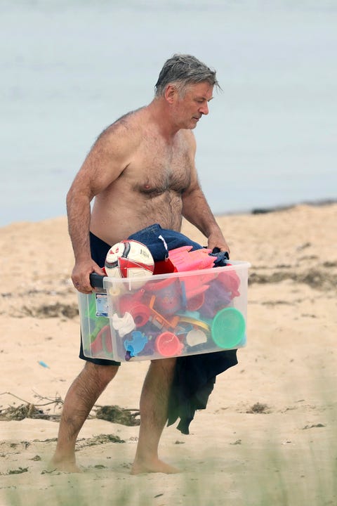 alec baldwin actor alec baldwin on holidays in new york