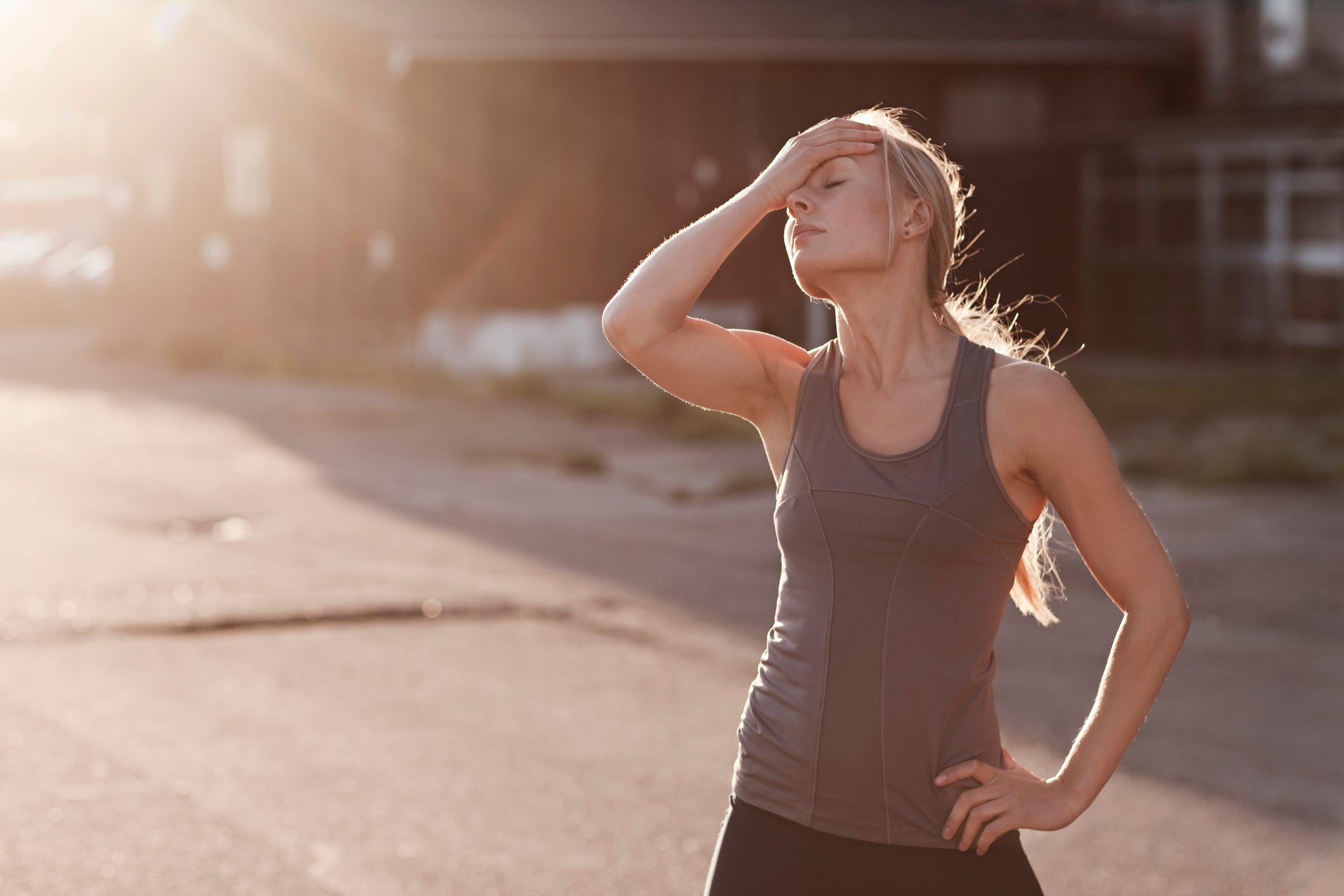 4 Potential Reasons Why You Get a Headache After Running, According to Experts