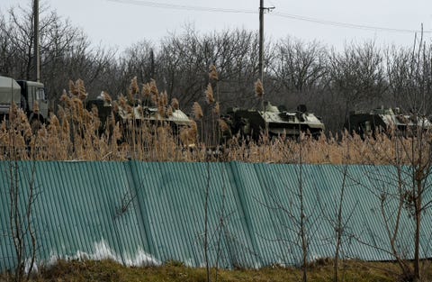 RUSSIA-UKRAINE-CONFLICT mtlb train