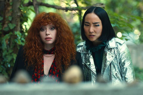 russian doll season 3 russian doll l to r natasha lyonne as nadia vulvokov, greta lee as maxine in episode 204 of russian doll cr courtesy of netflix © 2022