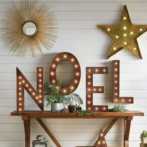 Gold Metallics Holiday Decorations How To Decorate With For The Holidays - Gold Wall Letters Decor Gold Metallics Holiday Decorations How To Decorate With For The Holidays - Gold Wall Letters Decor