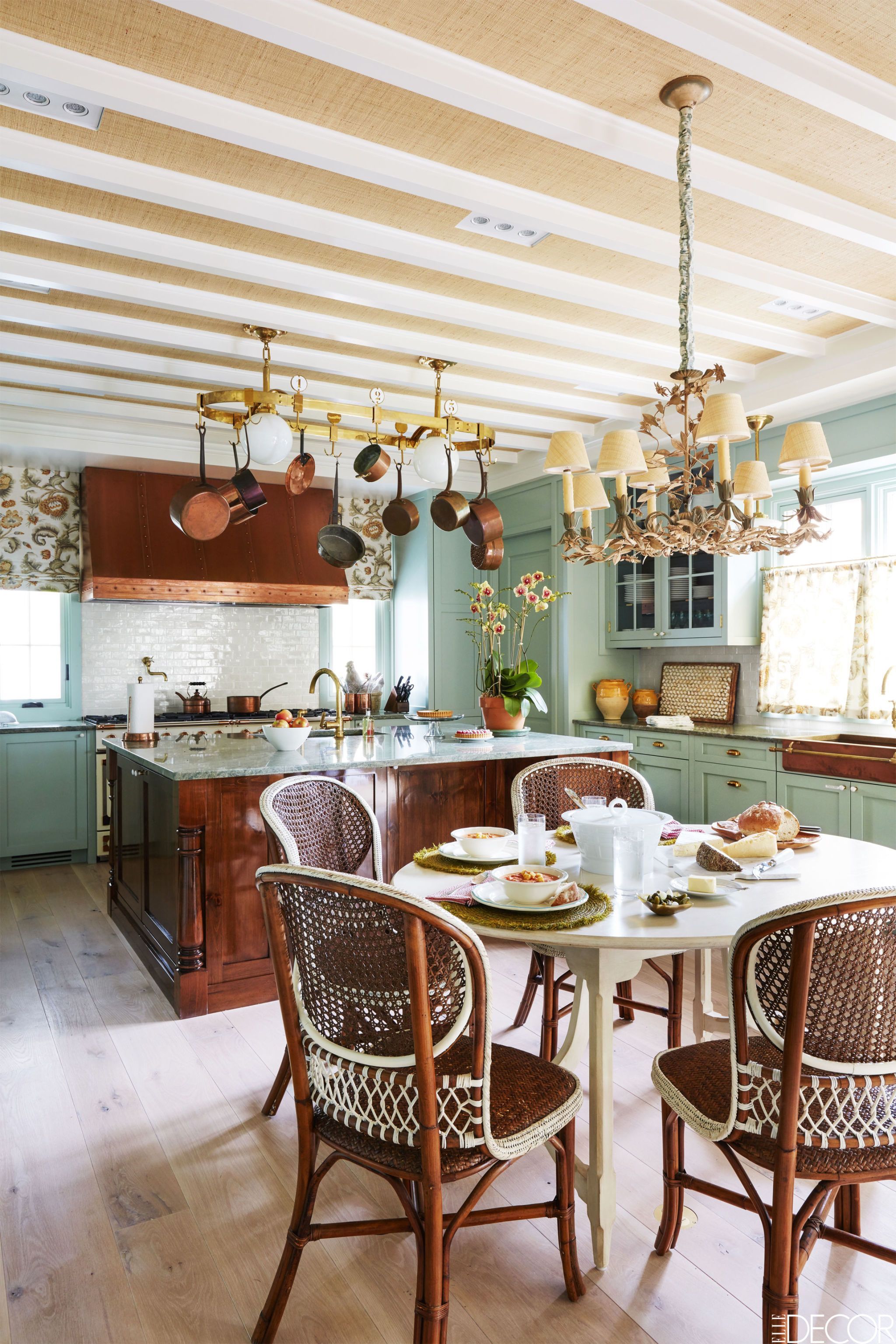 country cottage kitchen chairs