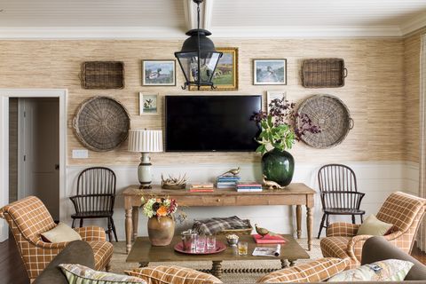 rustic-living-room-grasscloth-wallcovering