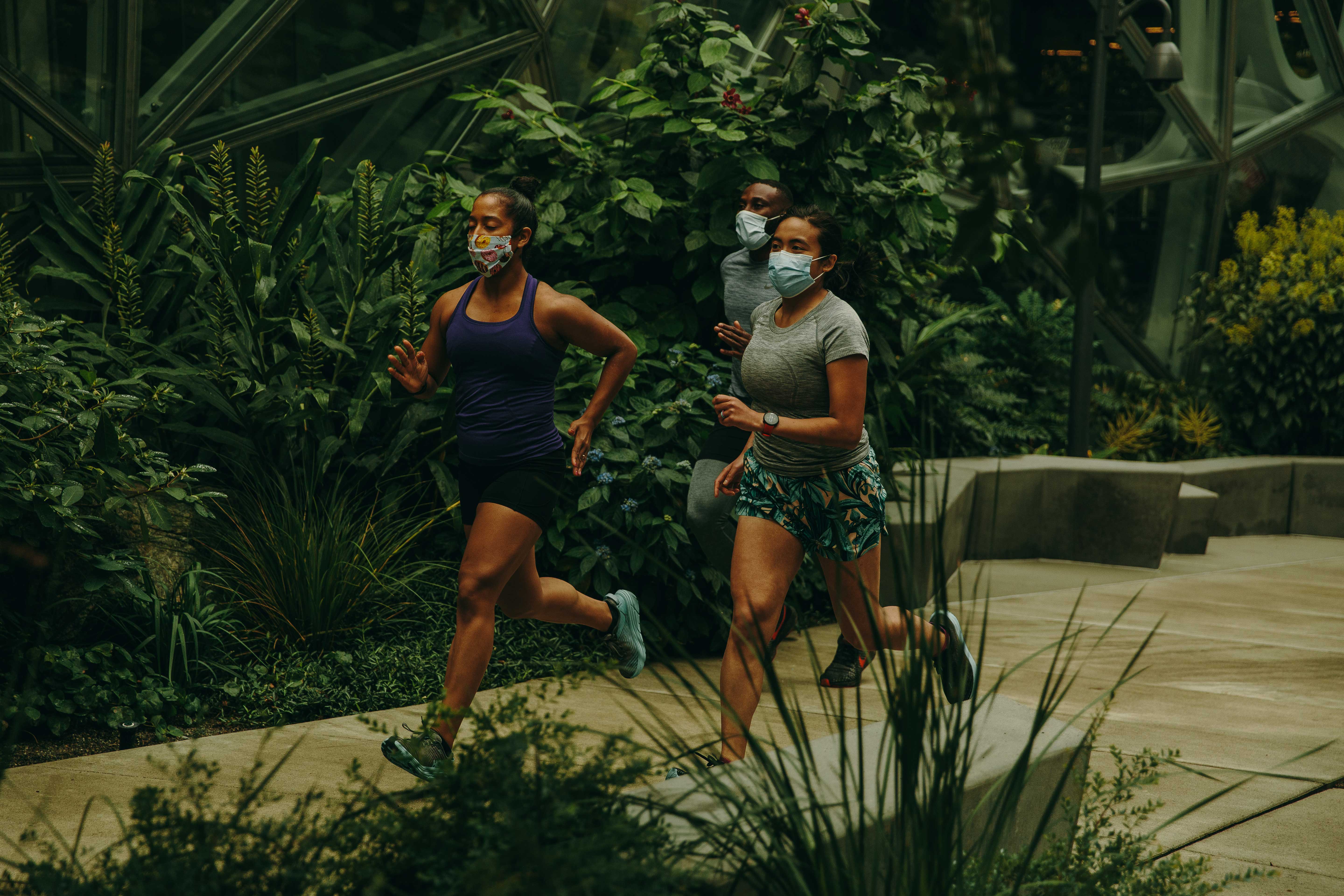 Training for a Postponed Race? Here’s How to Stay Pain-Free During Marathon Prep