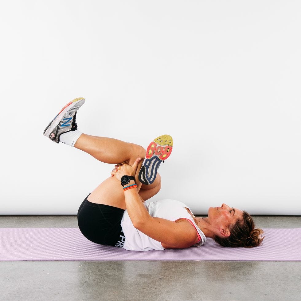 4 Glute Stretches for Your Recovery Days