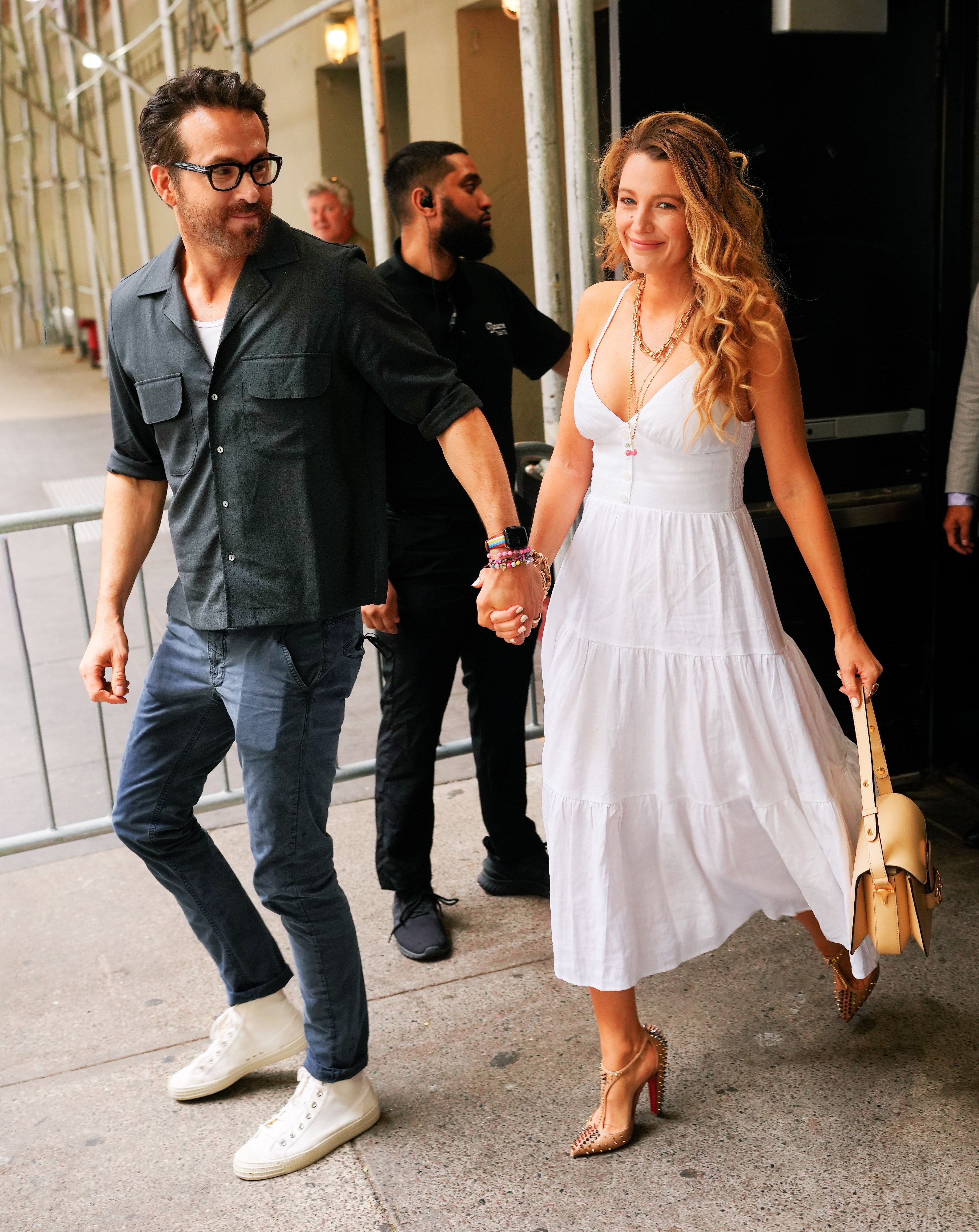 Blake Lively And Ryan Reynolds Show Off Summer Date Style At Taylor Swifts Tribeca Screening 
