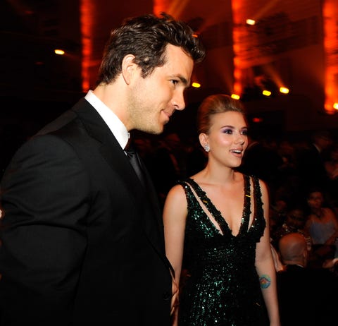 ryan reynolds and scarlett johansson at the tony awards