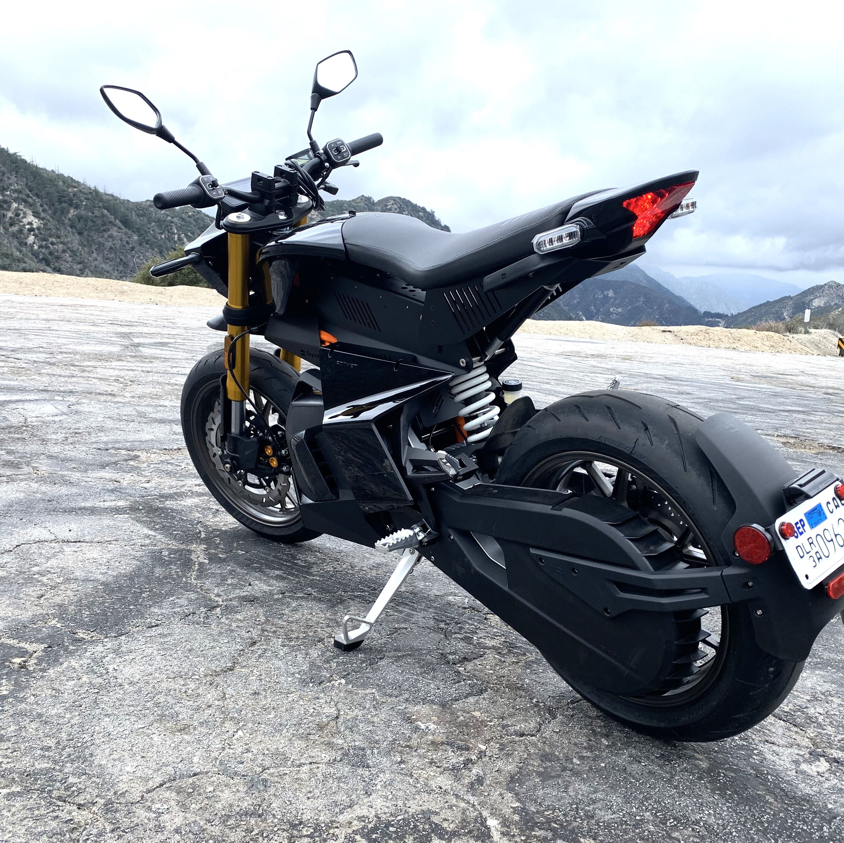 My Fraught Mountain Adventure on a Ryvid Anthem Electric Motorcycle