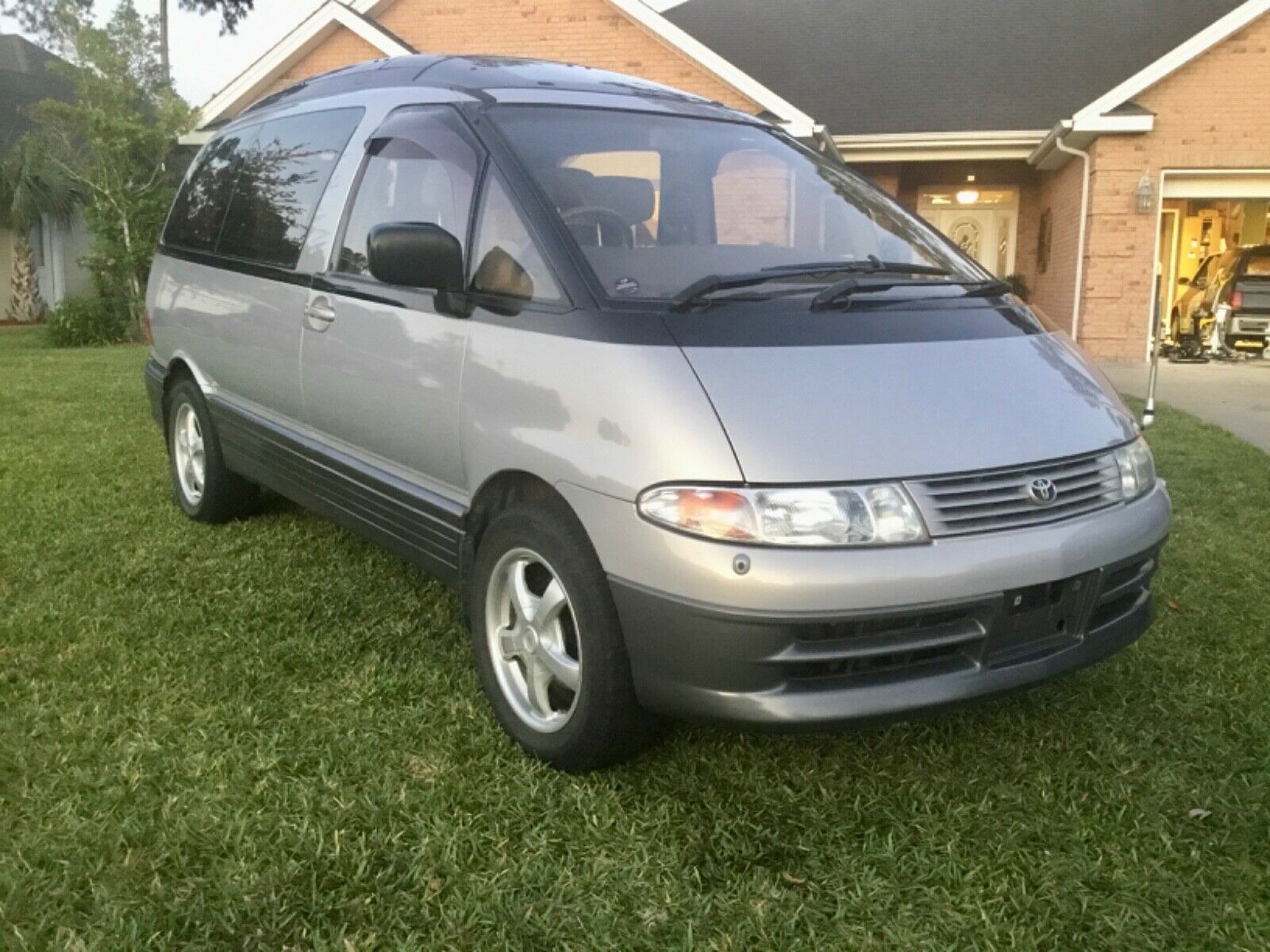 90s toyota minivan