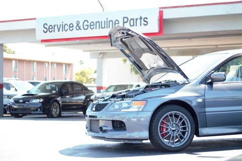 Brand New Mitsubishi Evolution Ix Dealer Sells New 06 Evo 9