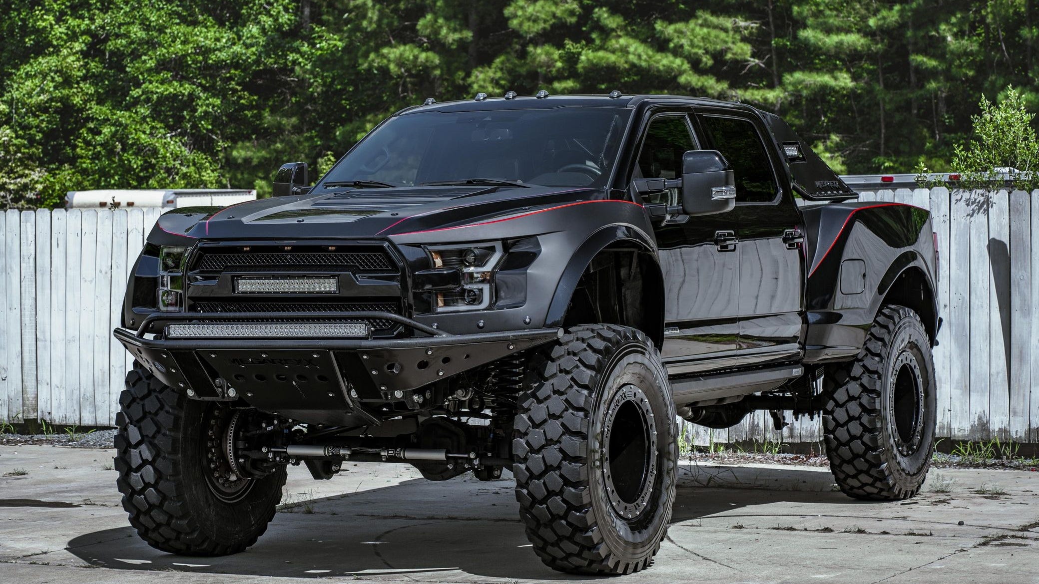 This Custom Ford F-250 Is The Next Best Thing to a Super Duty Raptor