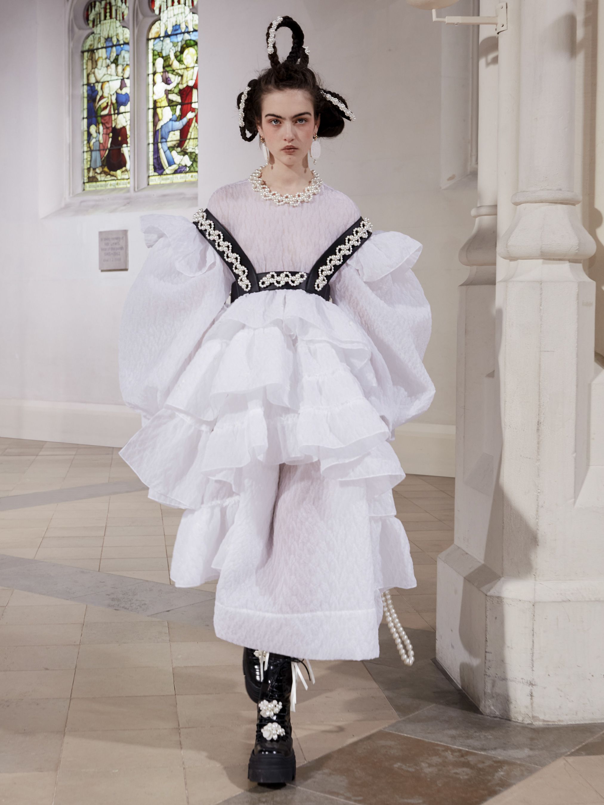 SIMONE ROCHA／シモーン・ロシャ 刺繍のタイトスカート オフホワイト