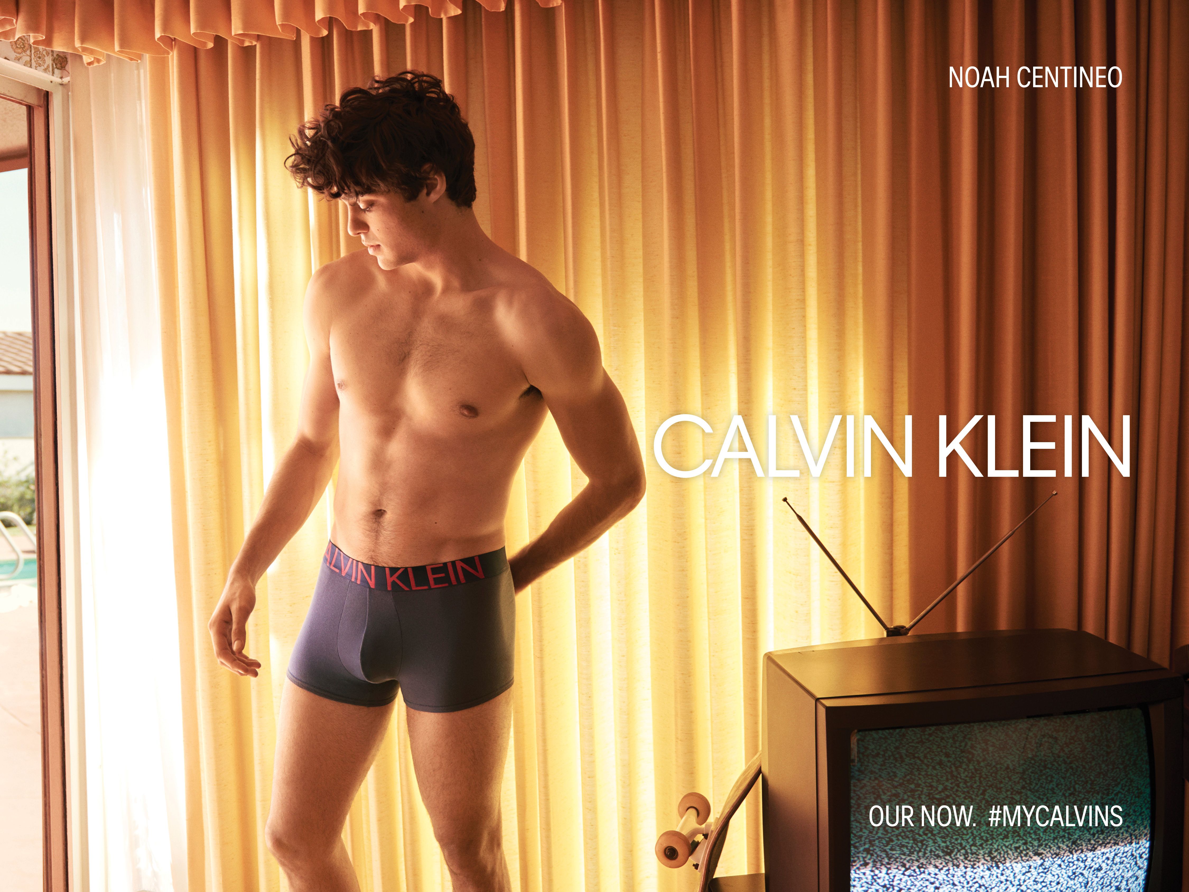 Führen Golden Trog Calvin Klein Underwear Ad Campaign Luftfahrt Nur Versöhnen
