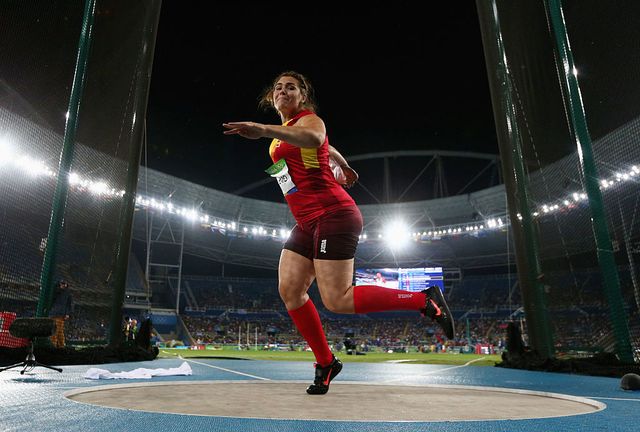 sabina asenjo compite en los juegos olímpicos de tokio 2016